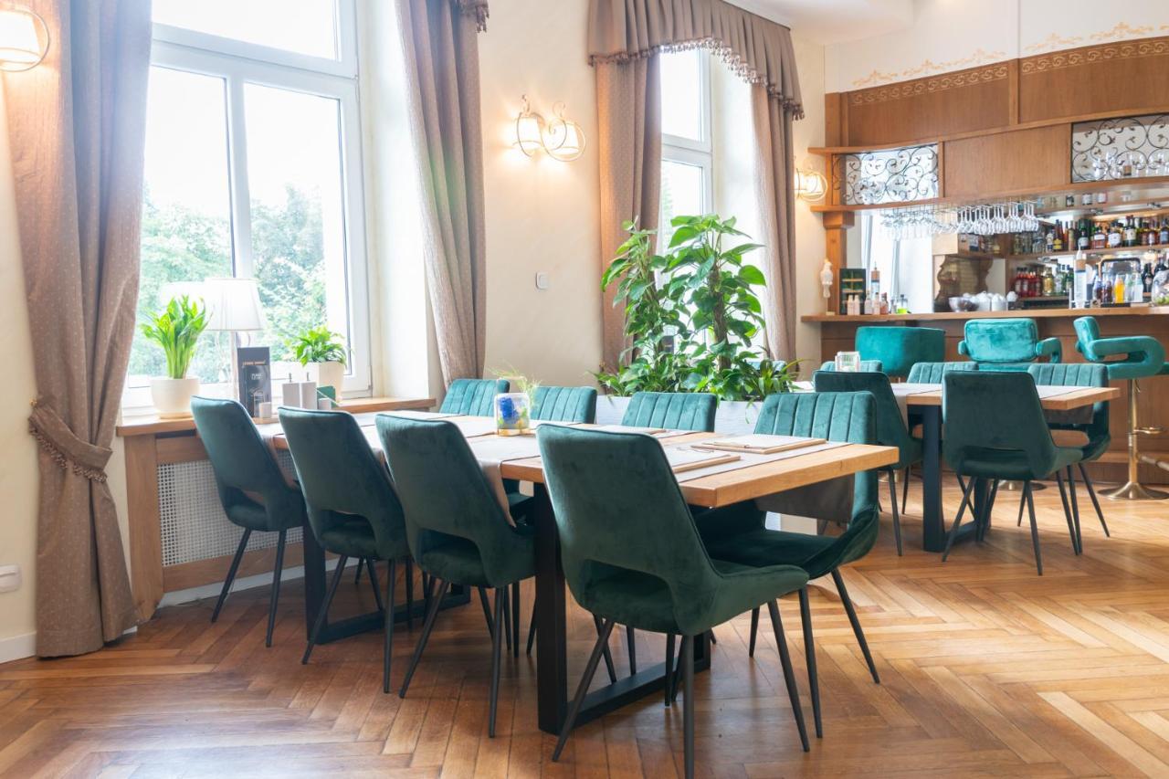 Sztuka Smaku - Restauracja I Hotelik 스비드니카 외부 사진